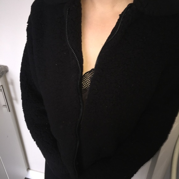 Black fuzzy teddy jacket - Picture 6 of 6